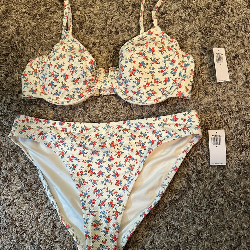 Old Navy Floral Bikini Set